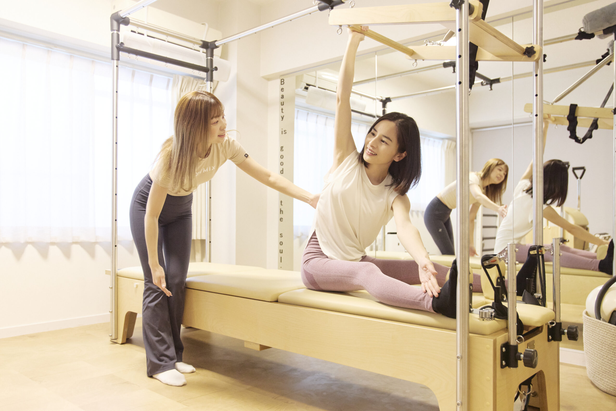 女性スタッフ100%